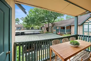 8245 Kingsbrook Rd, Houston, TX 77024 - Photo 16