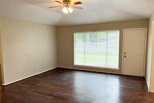 10310 Overview Dr, Sugar Land, TX 77498 - Photo 16