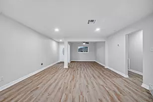 9715 Seeker St, Houston, TX 77078 - Photo 4