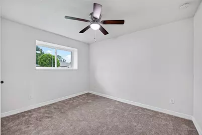 9715 Seeker Street, Houston, TX 77078 - Photo 14