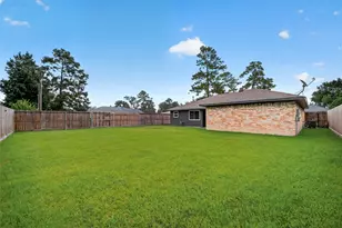 9715 Seeker St, Houston, TX 77078 - Photo 24