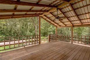 37 Riverside Ln, Huntsville, TX 77320 - Photo 4