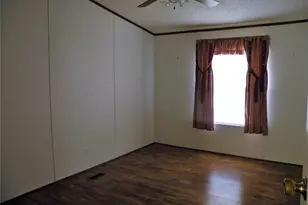 37 Riverside Ln, Huntsville, TX 77320 - Photo 6