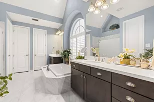 11 Greens Edge Dr, Houston, TX 77339 - Photo 16