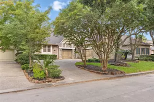 11 Greens Edge Dr, Houston, TX 77339 - Photo 2