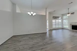 1915 Creston Dr, Spring, TX 77386 - Photo 4