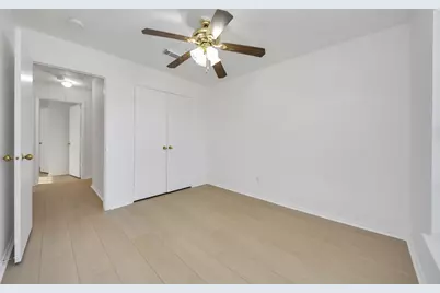 4239 Custer Creek Drive, Missouri City, TX 77459 - Photo 10