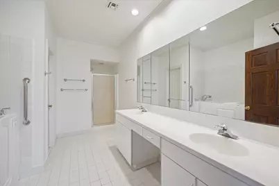 5040 Fieldwood Drive, Houston, TX 77056 - Photo 22