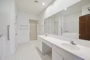 5040 Fieldwood Dr, Houston, TX 77056 - Photo 22