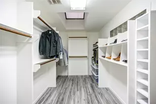 2282 Woodland Springs St, Houston, TX 77077 - Photo 20