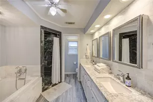 2282 Woodland Springs St, Houston, TX 77077 - Photo 16