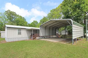 228 Aspen, Livingston, TX 77351 - Photo 4