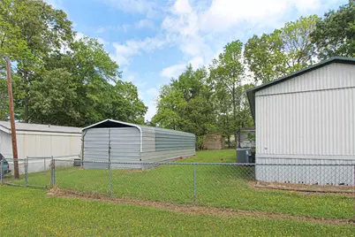 228 Aspen, Livingston, TX 77351 - Photo 8
