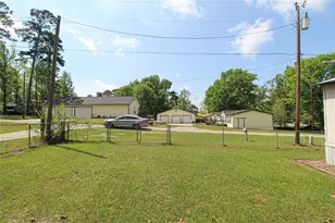 228 Aspen, Livingston, TX 77351 - Photo 12