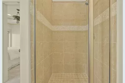 13610 Windlass Circle, Galveston, TX 77554 - Photo 26