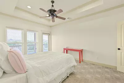 13610 Windlass Circle, Galveston, TX 77554 - Photo 22