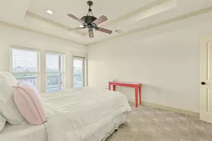13610 Windlass Cir, Galveston, TX 77554 - Photo 22