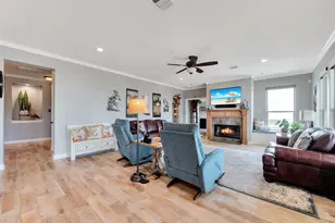 1522 Windsong Way, Tiki Island, TX 77554 - Photo 10