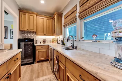 1522 Windsong Way, Tiki Island, TX 77554 - Photo 38