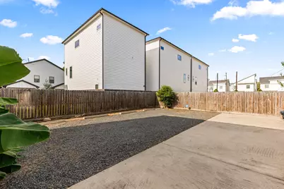 2116 Live Oak Street, Houston, TX 77003 - Photo 46