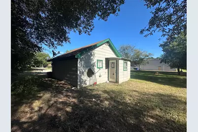 312 Prospect Dr, Trinity, TX 75862 - Photo 12