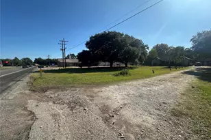 312 Prospect Dr, Trinity, TX 75862 - Photo 2