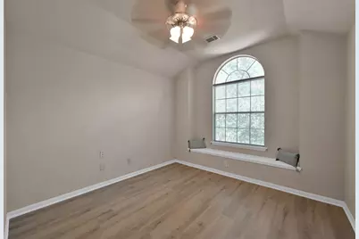 30 Hidden Meadow Drive, The Woodlands, TX 77382 - Photo 22