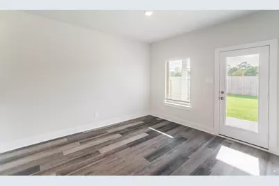 10313 S Goshawk Trail, Conroe, TX 77385 - Photo 14