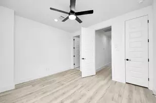 4410 Allen St, Houston, TX 77007 - Photo 8