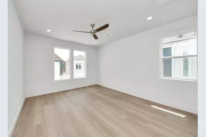 3004 Ventas Drive #B, Houston, TX 77047 - Photo 12