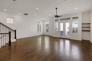 1030 W 26th St, Houston, TX 77008 - Photo 16