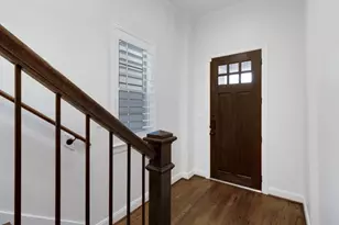 1030 W 26th St, Houston, TX 77008 - Photo 4