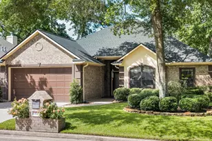 13727 Fountainview Dr, Montgomery, TX 77356 - Photo 2