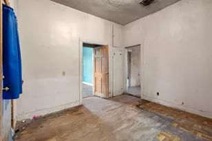 9429 E Avenue H, Houston, TX 77012 - Photo 14