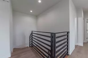 9311 Jutland Rd, Houston, TX 77033 - Photo 20