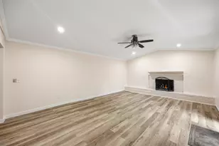 8120 Greenhollow Ln, Dallas, TX 75240 - Photo 16