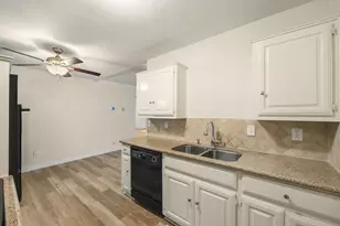 8120 Greenhollow Ln, Dallas, TX 75240 - Photo 10