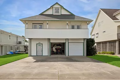 209 Bora Bora Drive, Tiki Island, TX 77554 - Photo 1