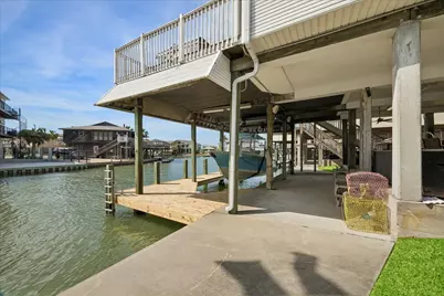 209 Bora Bora Drive, Tiki Island, TX 77554 - Photo 24
