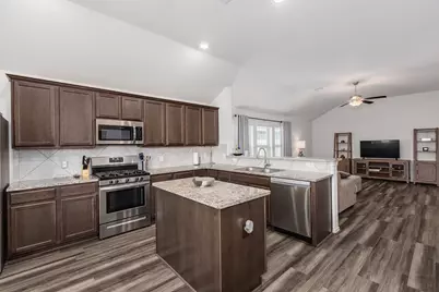 23930 Olivenza Trail, New Caney, TX 77357 - Photo 18