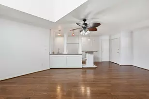 4063 Breakwood Dr, Houston, TX 77025 - Photo 32