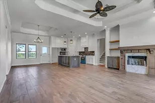 11560 Davidson Rd, Beaumont, TX 77705 - Photo 2