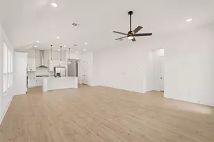 25234 Bamburgh Dr, Katy, TX 77493 - Photo 4