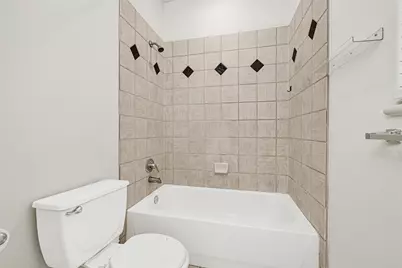2414 Calumet Street #B, Houston, TX 77004 - Photo 8