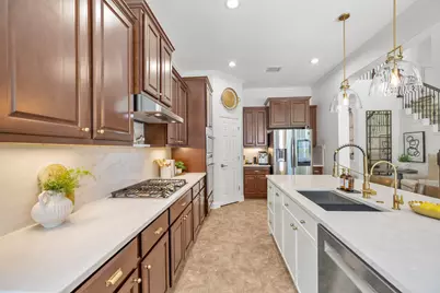 26 Winhall Place, The Woodlands, TX 77354 - Photo 14