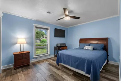 4910 Old Castle Lane, Dickinson, TX 77539 - Photo 26