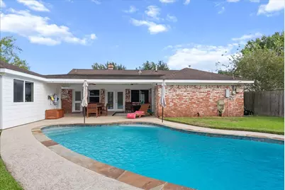 4910 Old Castle Lane, Dickinson, TX 77539 - Photo 34