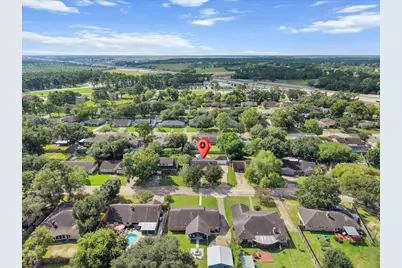 4910 Old Castle Lane, Dickinson, TX 77539 - Photo 4