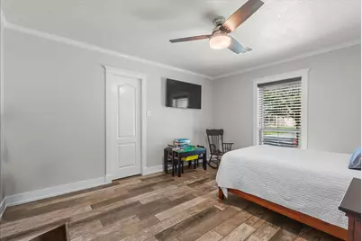 4910 Old Castle Lane, Dickinson, TX 77539 - Photo 20