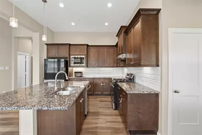 8422 Bay Orchard Drive, Baytown, TX 77521 - Photo 8
